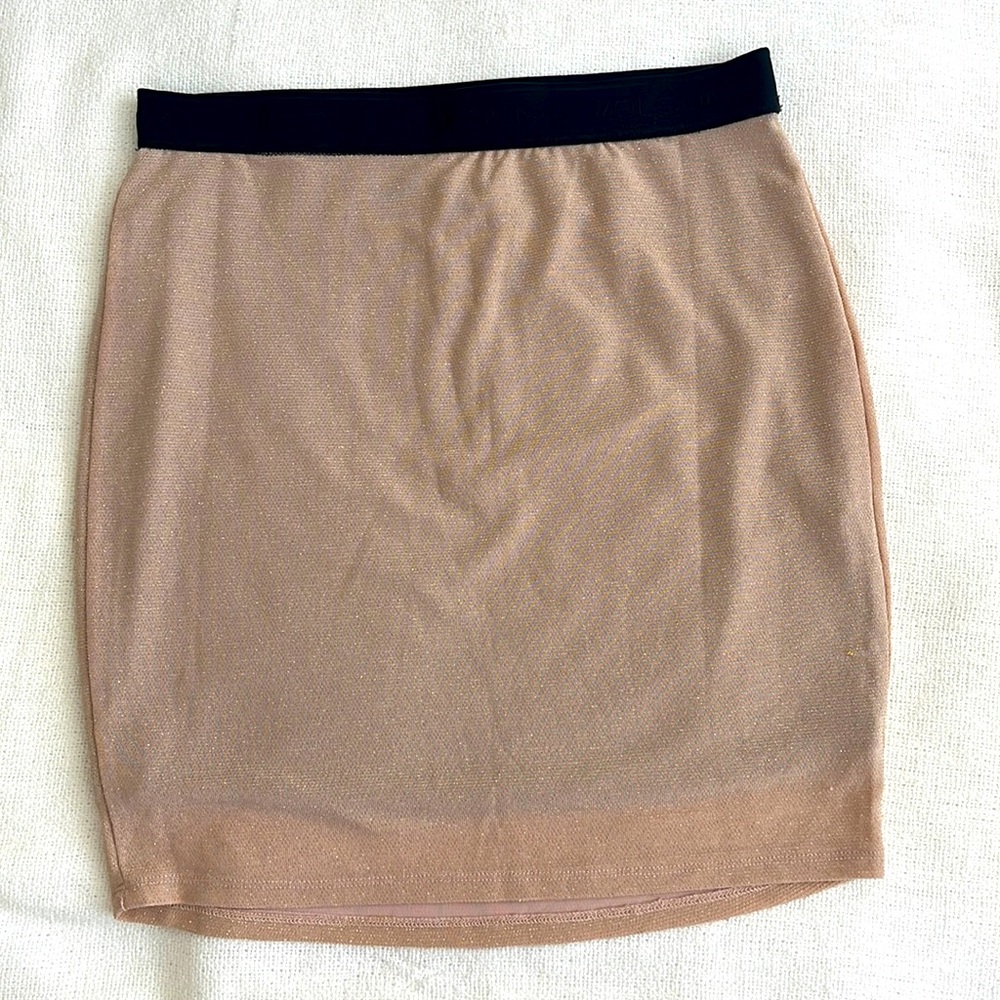 Volcom party skirt